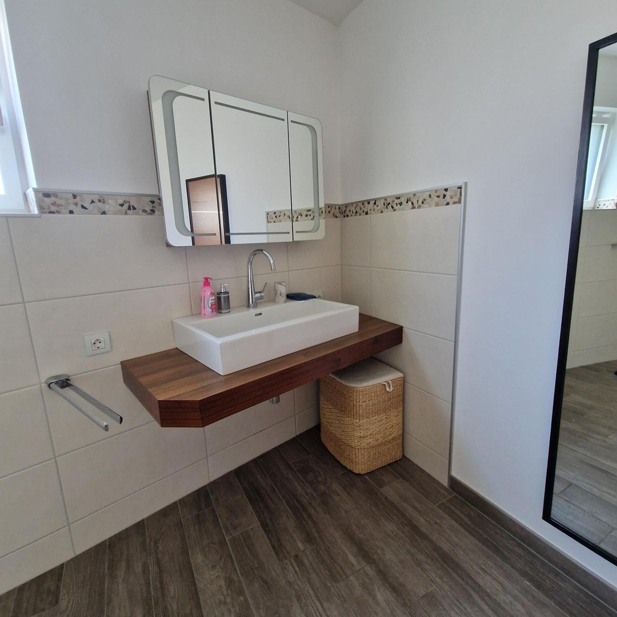 Comfy Plaza Daire Aurolzmunster Dış mekan fotoğraf
